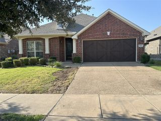 708 Lighthouse Lane, Savannah, TX 76227