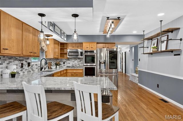 2616 Headland Drive, St Charles, MO 63301