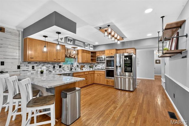 2616 Headland Drive, St Charles, MO 63301