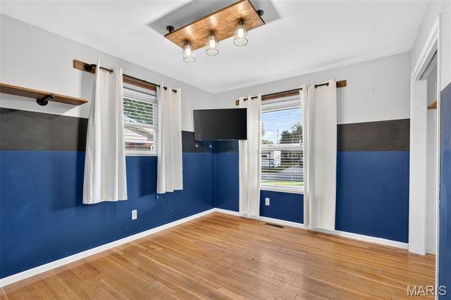 2616 Headland Drive, St Charles, MO 63301