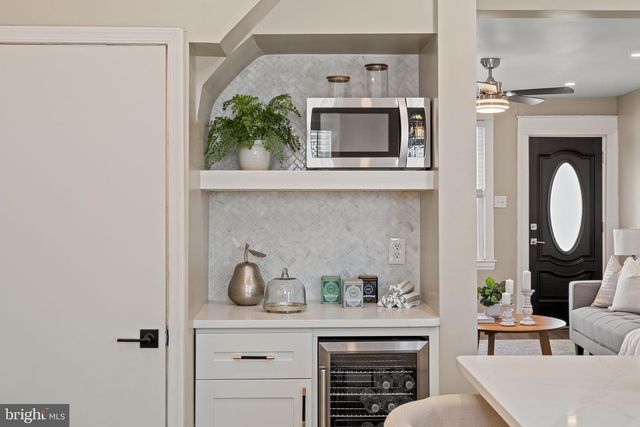 4558 FERNHILL RD, Philadelphia, PA 19144