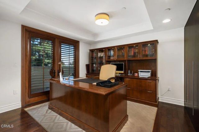 250 S De Lacey Avenue 205, Pasadena, CA 91105