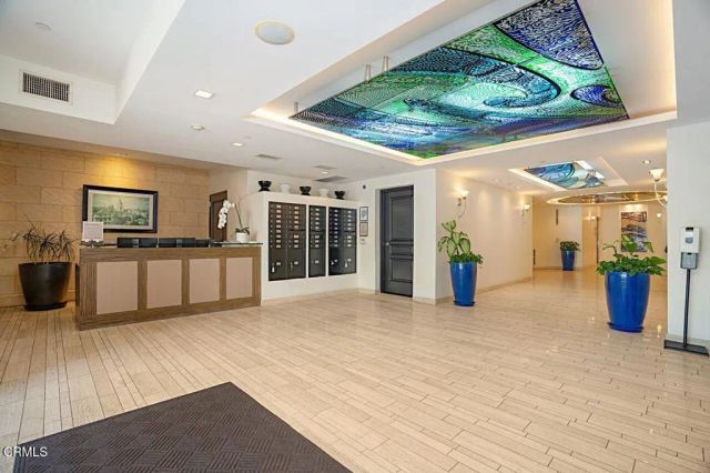 250 S De Lacey Avenue 205, Pasadena, CA 91105