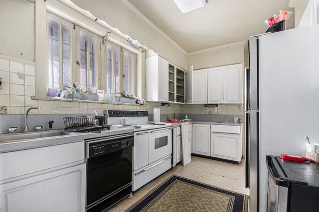 4959 S Greenwood Avenue, Chicago, IL 60615