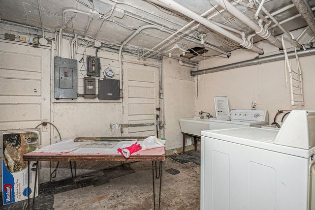 4959 S Greenwood Avenue, Chicago, IL 60615