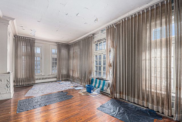 4959 S Greenwood Avenue, Chicago, IL 60615