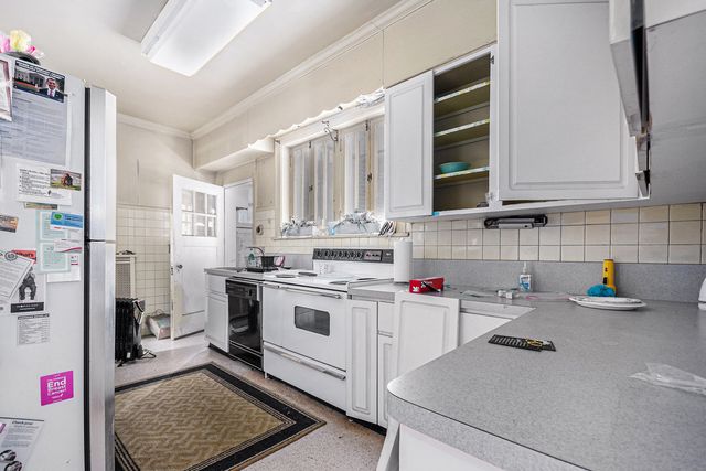 4959 S Greenwood Avenue, Chicago, IL 60615