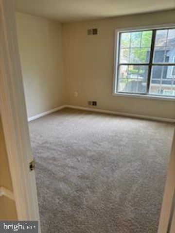 5123-C SHAWE PL #4-M, Waldorf, MD 20602