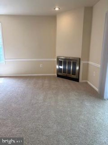 5123-C SHAWE PL #4-M, Waldorf, MD 20602