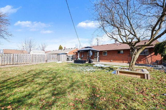 35337 Little Mack Avenue, Clinton Charter Township, MI 48035