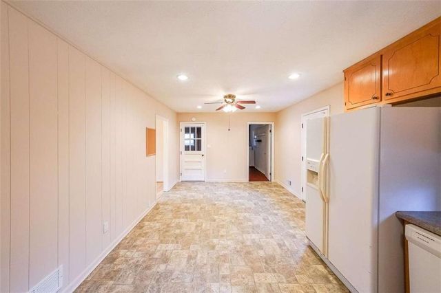 900 Victoria Lane, Oxford, GA 30054