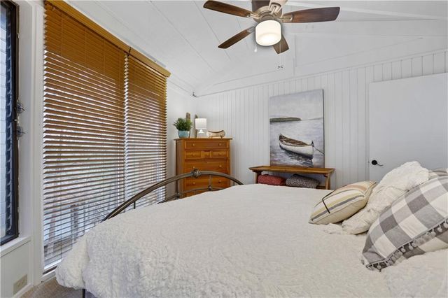 141 Treetop Knoll Drive, Jasper, GA 30143