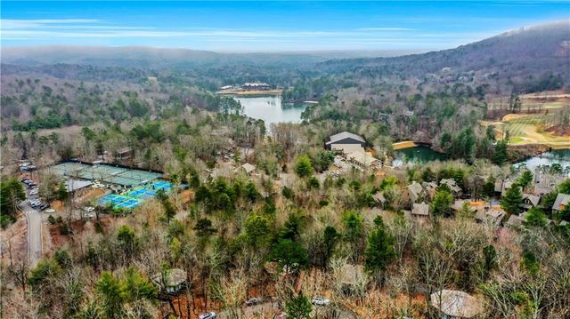 141 Treetop Knoll Drive, Jasper, GA 30143