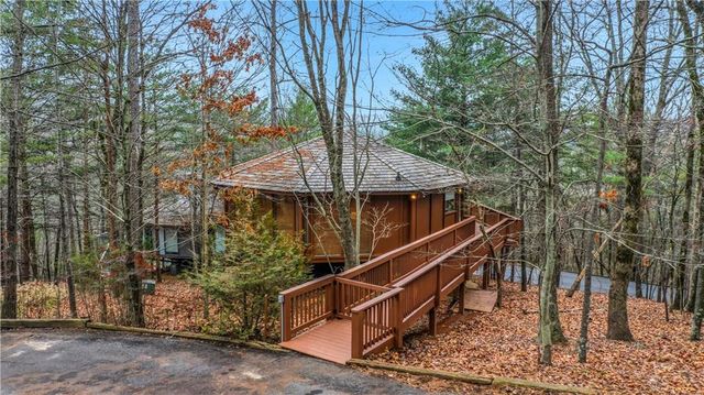 141 Treetop Knoll Drive, Jasper, GA 30143