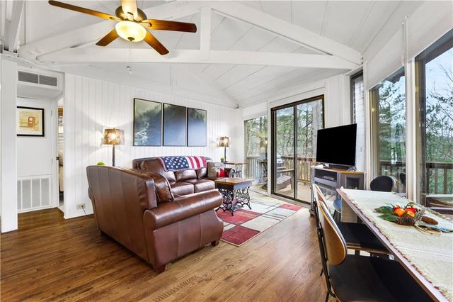 141 Treetop Knoll Drive, Jasper, GA 30143