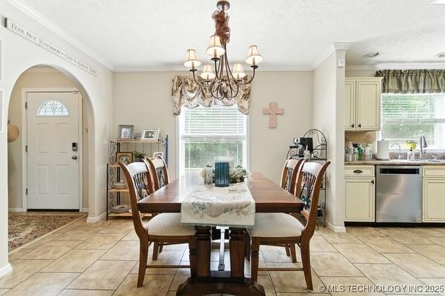 35230 W Montego Bay Road, Mannford, OK 74044