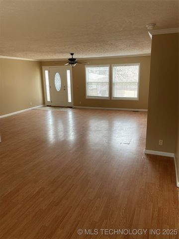 35230 W Montego Bay Road, Mannford, OK 74044