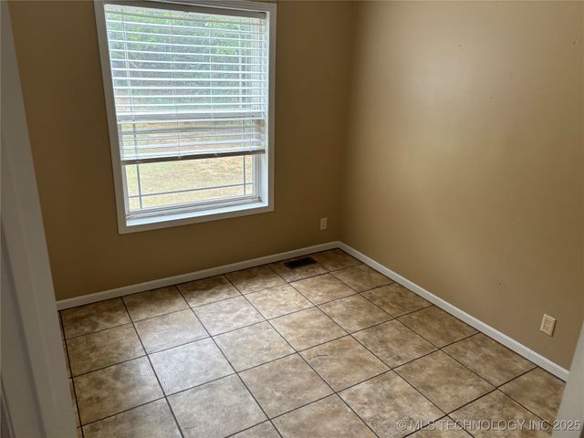 35230 W Montego Bay Road, Mannford, OK 74044