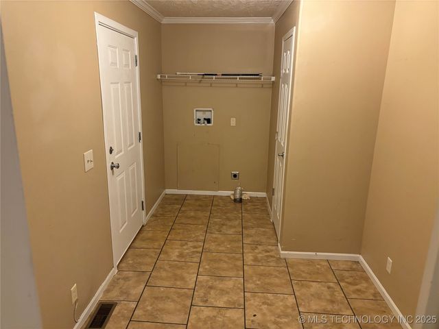 35230 W Montego Bay Road, Mannford, OK 74044