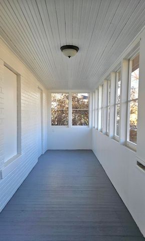 616 Magnolia Street, Three Oaks Vllg, MI 49128