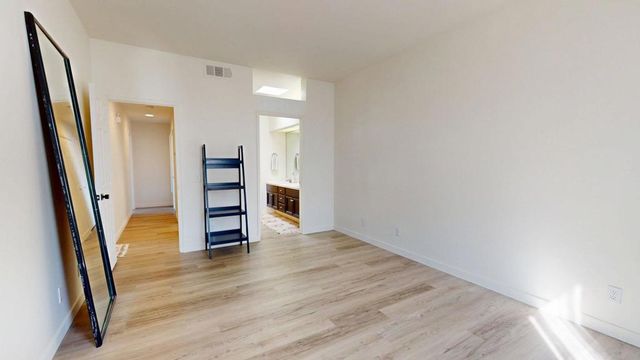 401 S El Cielo Road 22, Palm Springs, CA 92262