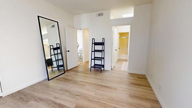 401 S El Cielo Road 22, Palm Springs, CA 92262