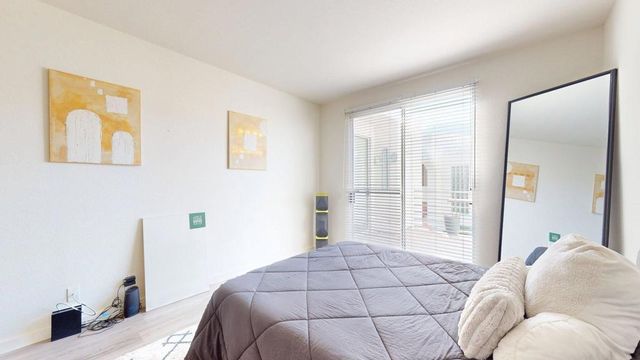 401 S El Cielo Road 22, Palm Springs, CA 92262