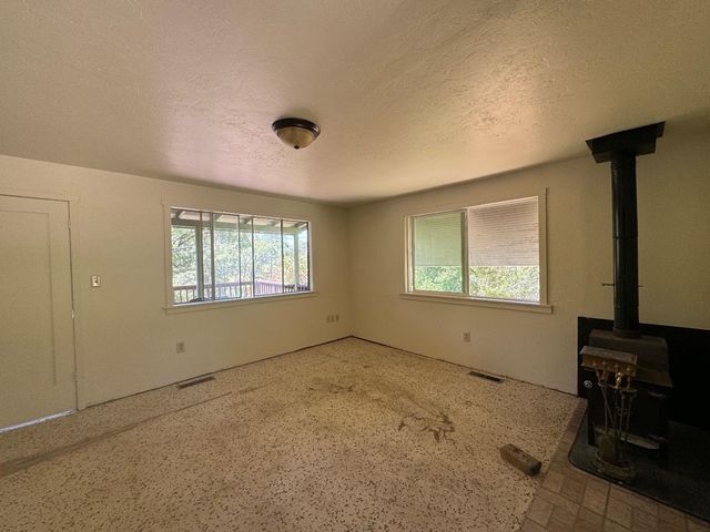 53804 N Hwy 245, Miramonte, CA 93641