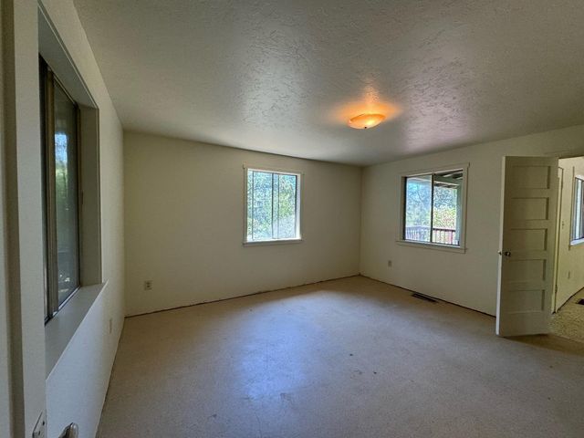 53804 N Hwy 245, Miramonte, CA 93641