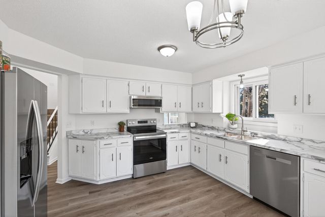 3918 88th Lane NE, Circle Pines, MN 55014