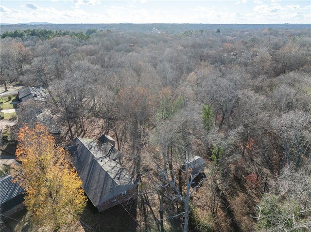 14637 Bogey Lane, Rogers, AR 72756