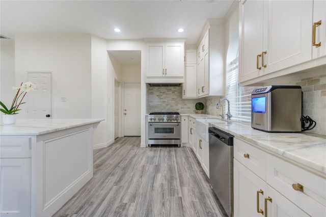 4114 W Northampton Place, Houston, TX 77098