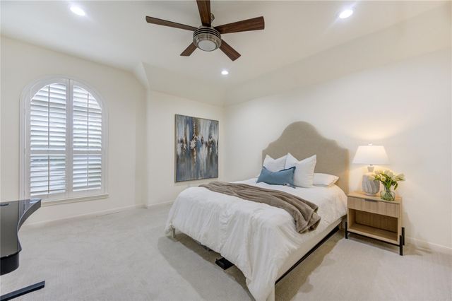 4114 W Northampton Place, Houston, TX 77098