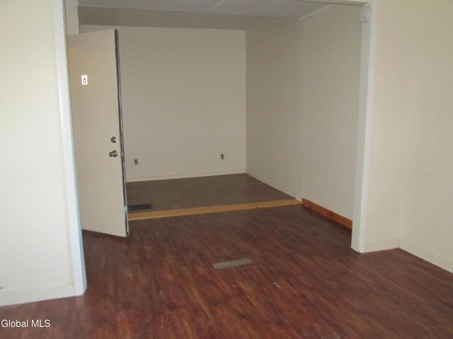 70 North Street, Gloversville, NY 12078