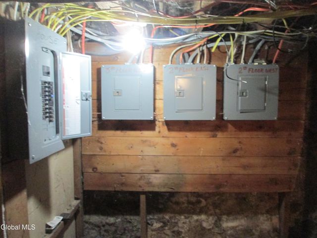 70 North Street, Gloversville, NY 12078
