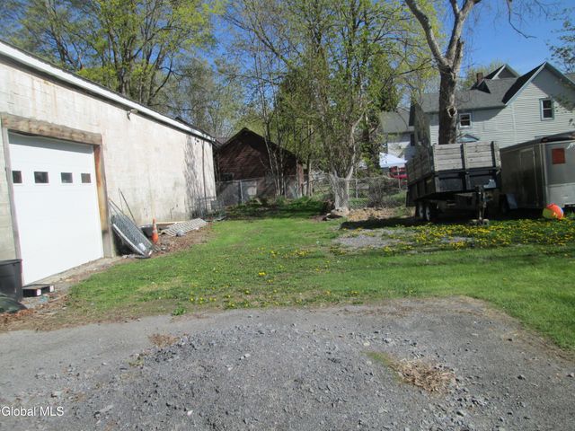 70 North Street, Gloversville, NY 12078