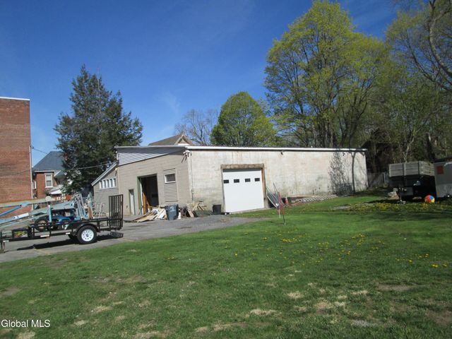 70 North Street, Gloversville, NY 12078