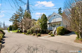 494 Pequot Avenue, Fairfield, CT 06890