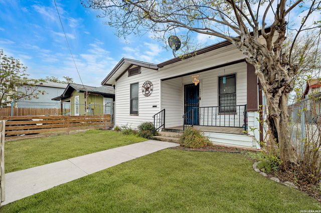 1650 W Laurel, San Antonio, TX 78201