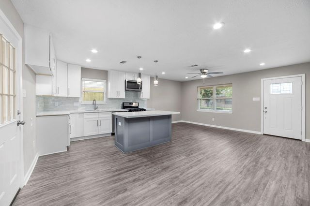160 W Whitney Street, Houston, TX 77018