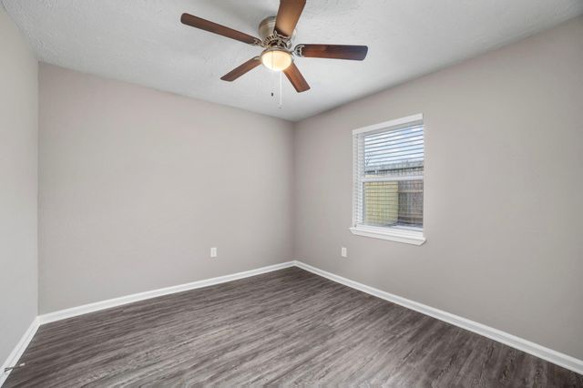 160 W Whitney Street, Houston, TX 77018