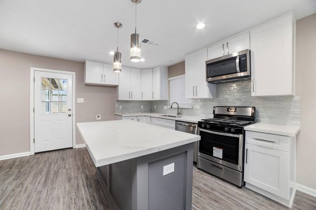 160 W Whitney Street, Houston, TX 77018