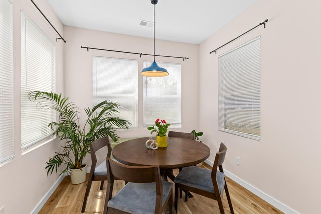 5760 Pilgrim Avenue, Hanahan, SC 29410