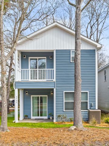 5760 Pilgrim Avenue, Hanahan, SC 29410