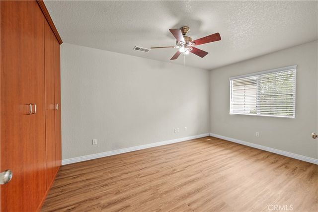 45541 Robinson Drive, Lancaster, CA 93535