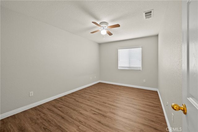 45541 Robinson Drive, Lancaster, CA 93535