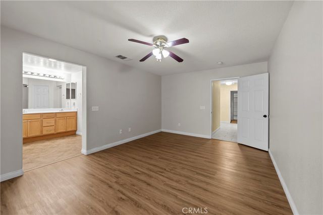 45541 Robinson Drive, Lancaster, CA 93535