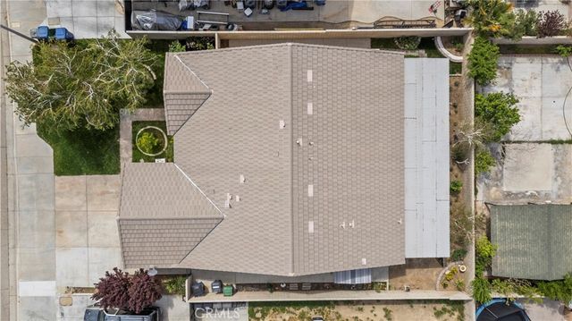 45541 Robinson Drive, Lancaster, CA 93535