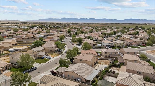 45541 Robinson Drive, Lancaster, CA 93535