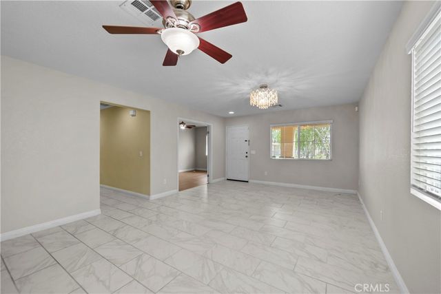 45541 Robinson Drive, Lancaster, CA 93535